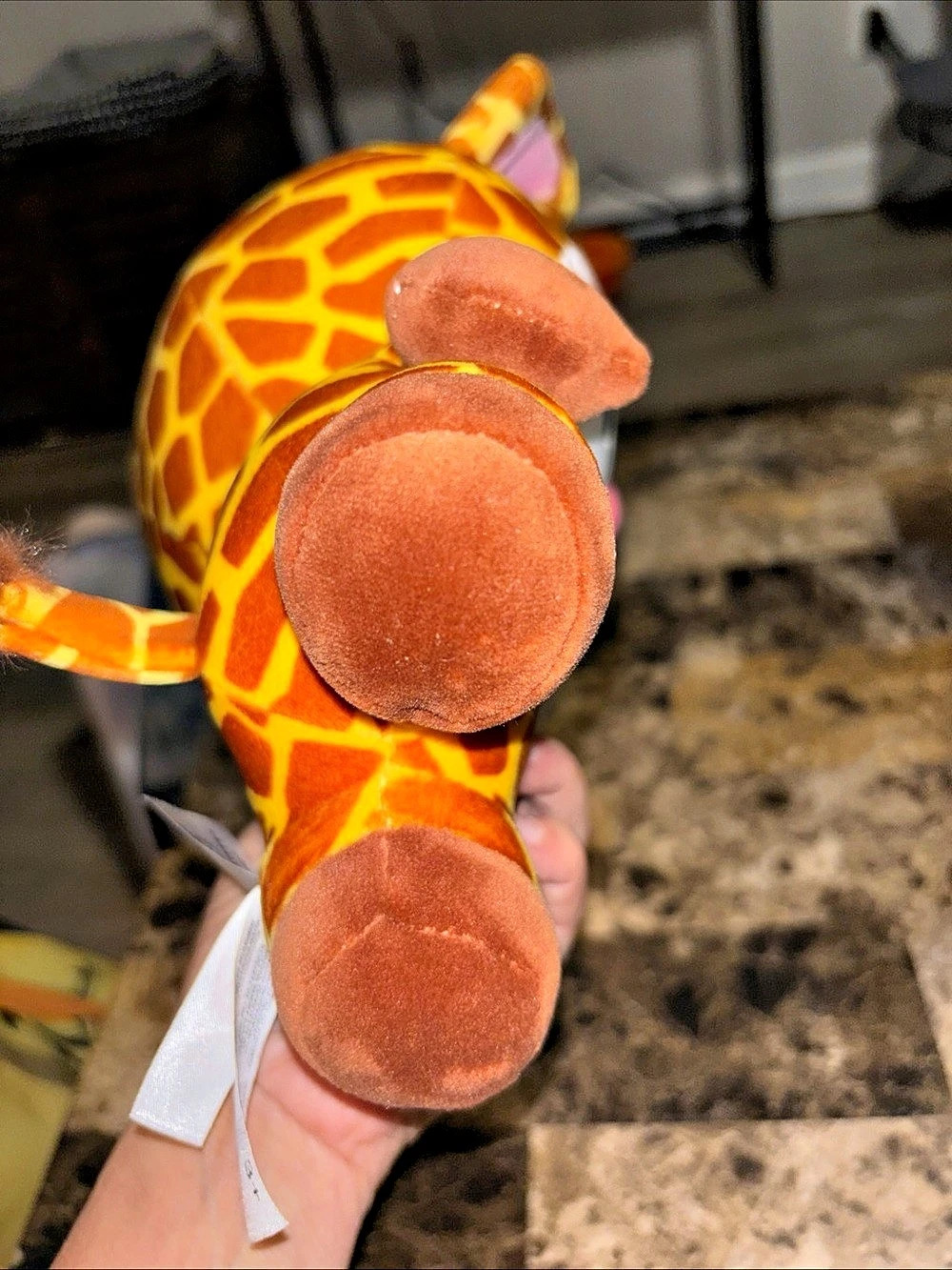 Fiesta Giraffe Hello Kitty Plush - Picture 6 of 7